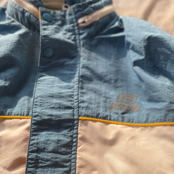 Skechers Bombers Jacket - Picture 9 of 10